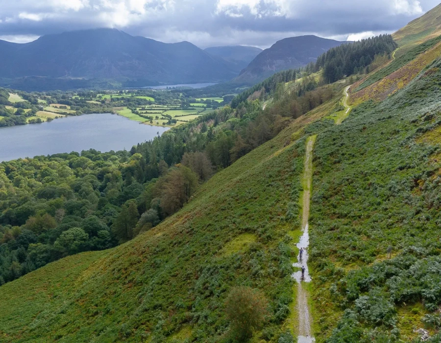 Path cutting through edge of mountain