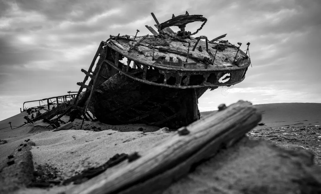 Wreck in the sand